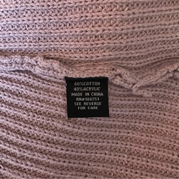 Moon & Madison Women’s Crew Neck Sweater with back lace up detail size XL in EUC - Picture 12 of 13